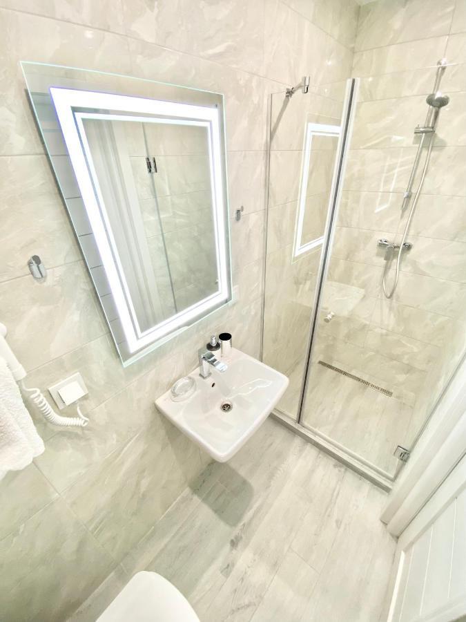 Apartmán Аркадийский Дворец. Санрайз Oděsa Exteriér fotografie